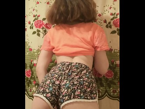 ❤️ seksi genç bebeğim soyunma kapalı onu şort üzerinde kamera ☑ Porno videosu bize %tr.milf300com.ru ❌️❤